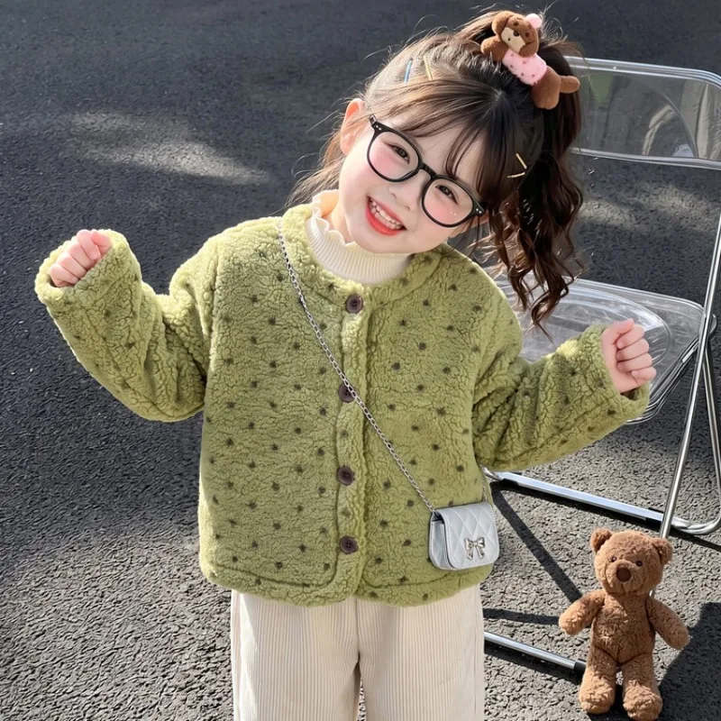 Children's clothing 2026 autumn and winter baby simple and fashionable green dot fur integrated jacket