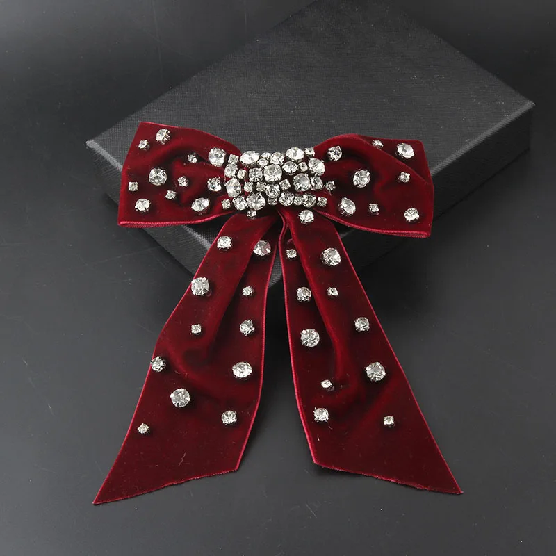 

New Fashion Luxury Pearl Butterfly Knot Baroque HairpinsFor Women Luxury Party Girl Accessor 954