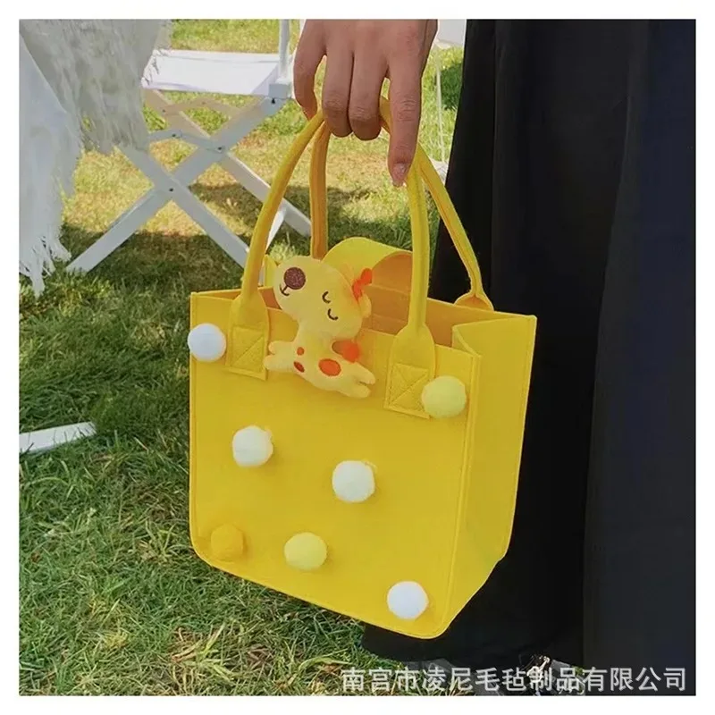 만화 작은 인형 휴대용 쇼핑 가방 귀여운 양모 펠트 가방 선물 상자 동반자 선물 팩 소규모