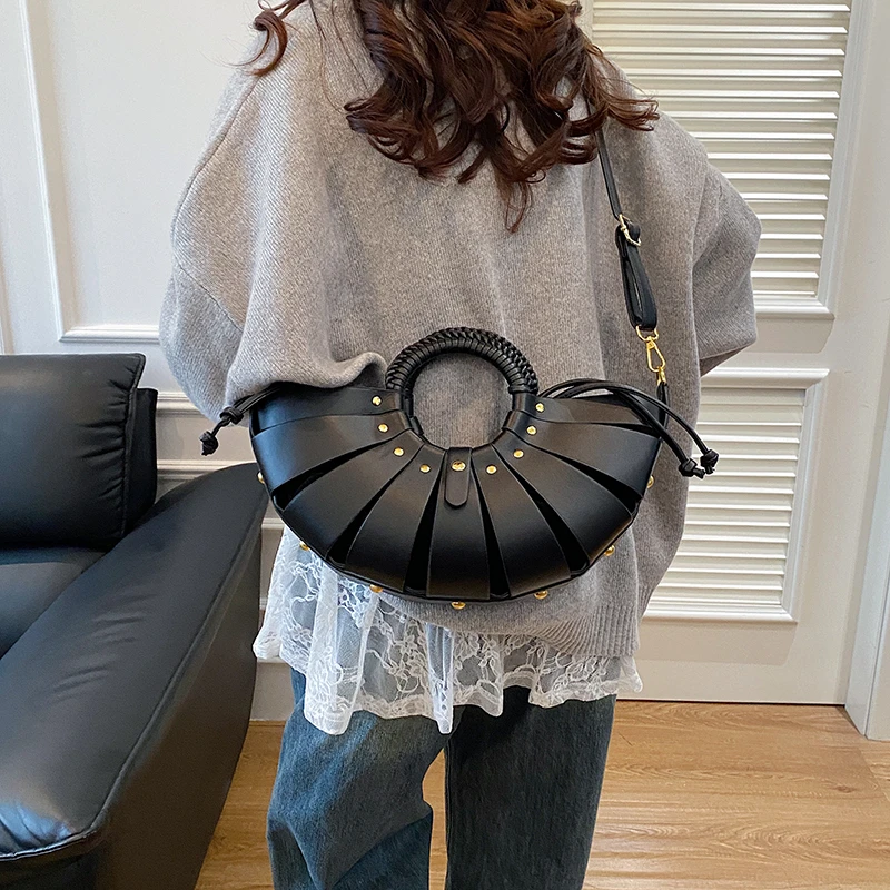 

Модные сумки-полумесяцы из искусственной кожи с молнией и вырезами, в европейско-американском стиле, с верхней ручкой, хит продаж, дизайнерские нишевые сумки