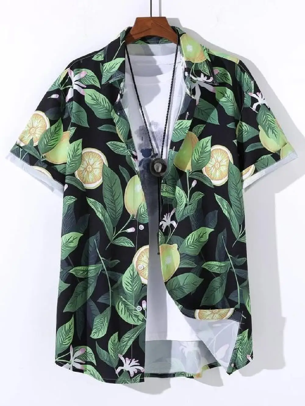 Hawaiian style men's short sleeved shirt with plant print pattern lapel fashionable casual top