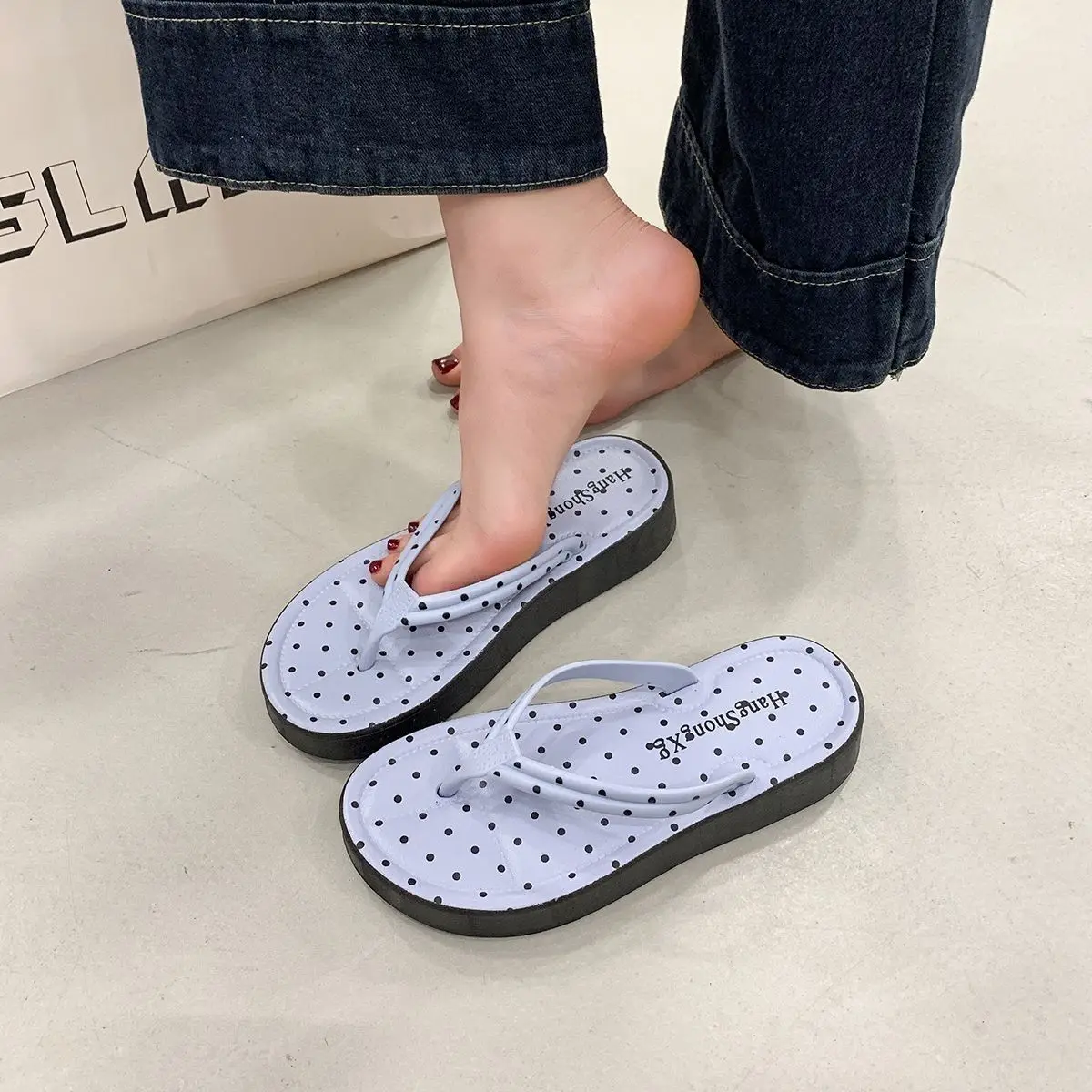 Polka Dot Cream Thick Heel Slip-On Summer Slippers Breathable Beach Sandals Fashionable Korean Style Versatile Anti-Slip Soft...