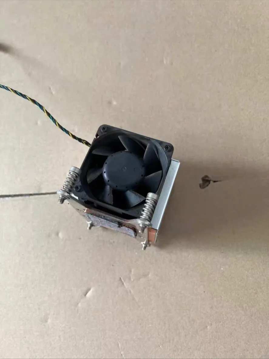 Disassembled X79 2011-pin rectangular copper bottom radiator four-pin cooling air server accessories