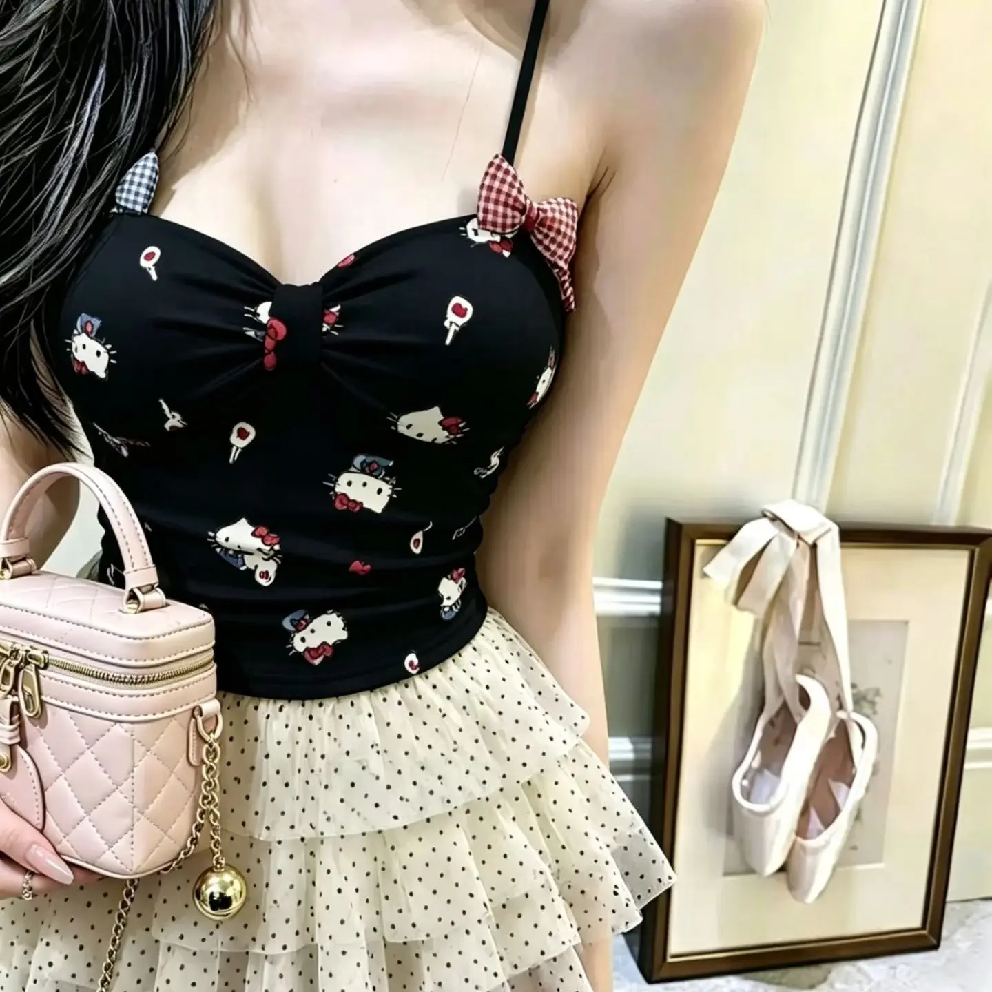 

Новый милый топ-камизоль с принтом Hello Kitty для женщин, с клетчатым бантом и рюшами, в стиле Y2K, сексуальный облегающий топ-бюстье, летняя пляжная одежда