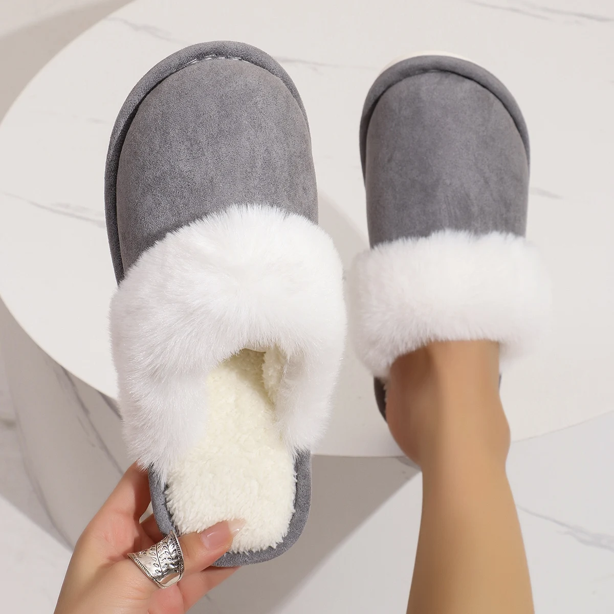 Women's solid color fluffy home warm slippers, soft soled plush lined slippers, anti slip silent shoes