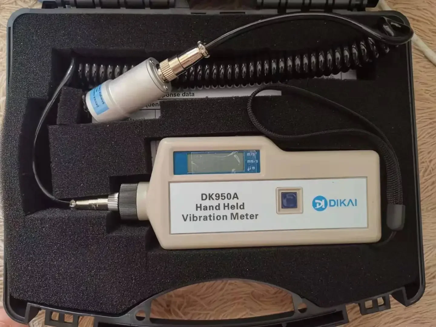 Pengukur Getaran Portabel 3 Sumbu