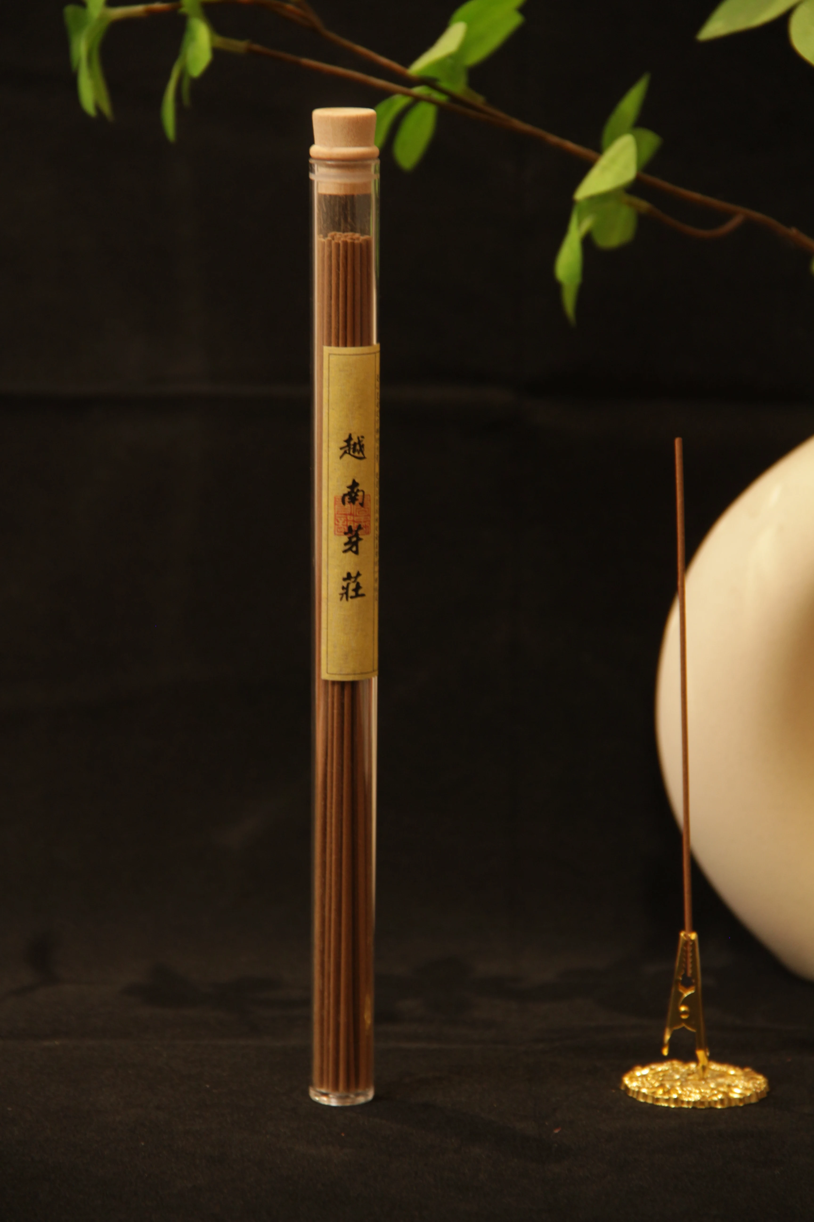 Vietnam Nha Trang Agarwood Oud Incense Sticks Natural Bakhoor Aroma Sticks For Majlis Prayer Home Fragrance