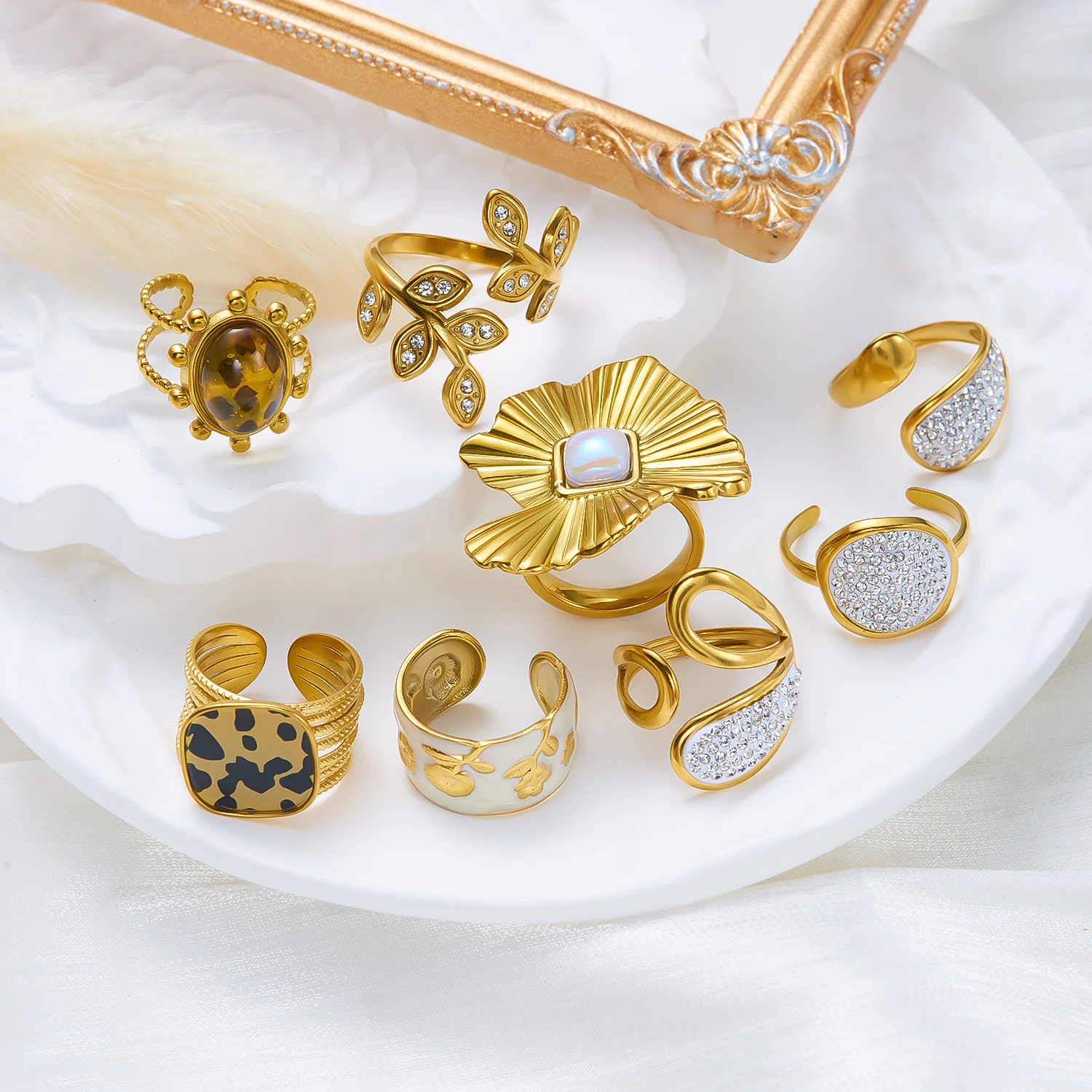 Minimalistische vergoldete Edelstahlringe für Damen und Herren, Vintage-Leopardenmuster, geometrische Ringe, Statement-wasserfester Schmuck – Detail 5