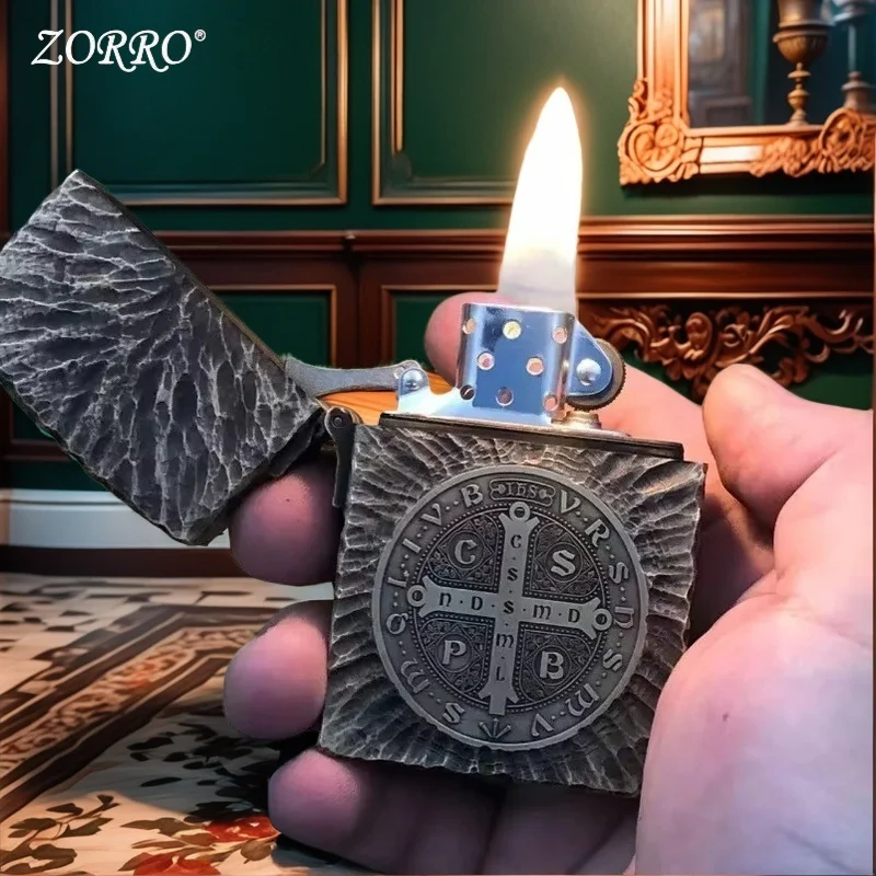 Briquet ZORRO surdimensionné en laiton, édition limitée 1:1, au design Constantine Creative Heavy Armor, à l'aspect pétrole, cadeau