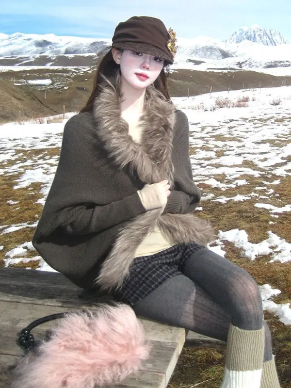 

American Retro Loose Knitwear Faionable Fur Collar Oversized Sweater Unique Design Winter Top Women's Warm Knitted Coat