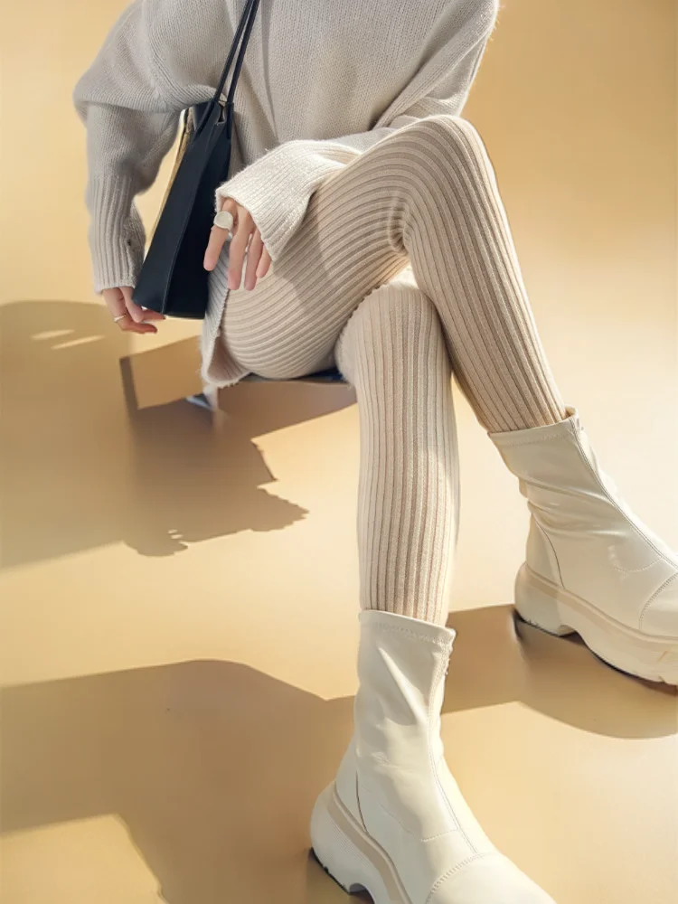 

Plus Size Leggings Woman Mujer Shaping Squat Blue Geometric Healthy Stretching Insulated Skin Student Nude Hips Jog Embroidery