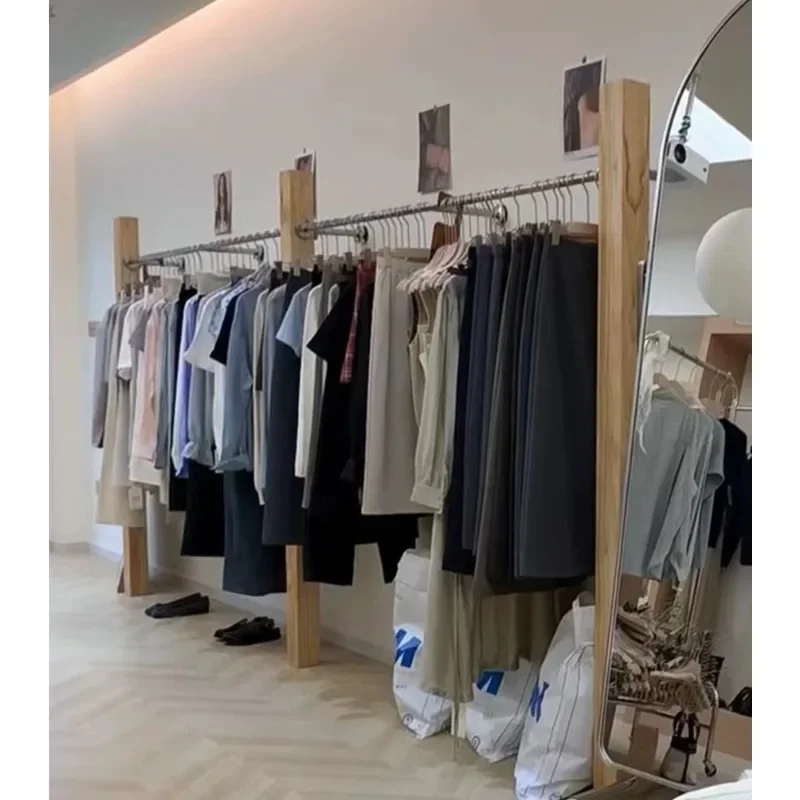 Log floor-to-ceiling, stainless steel Nakajima women's clothing store, shelf display rack, clothes rack