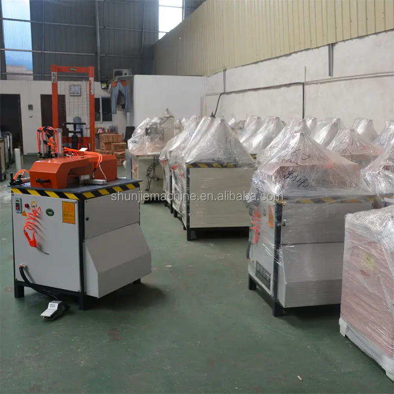 Tagliatrice di alluminio da 45 gradi all'ingrosso Tagliatrice ad angolo di 45 gradi