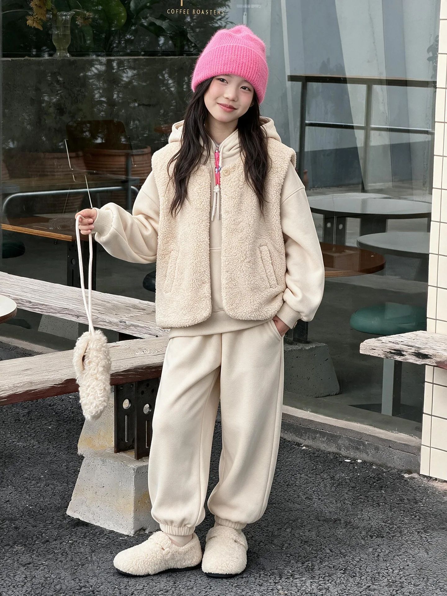 2026 Winter New Casual Plush Hoodie Set Lamb Wool Vest 3-Piece Set Medium and Large Children's Health Pants Trendy