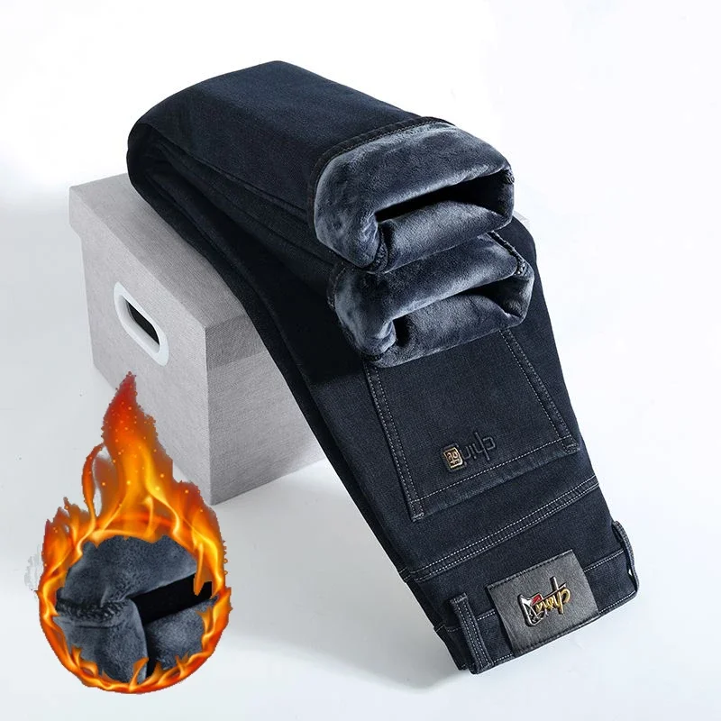 2026 New Winter Snow Warm Plush Fleece Business Jeans Men Comfortable Loose Straight Pants Male Classic Versatile Denim Trousers