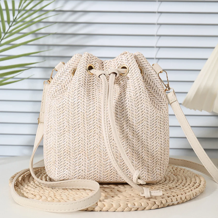 

Summer Rattan Straw Weave Bucket Bags Casual Small Beach Shoulder Crossbody Bags Retro Handbags Totes Women Summer Drawstring