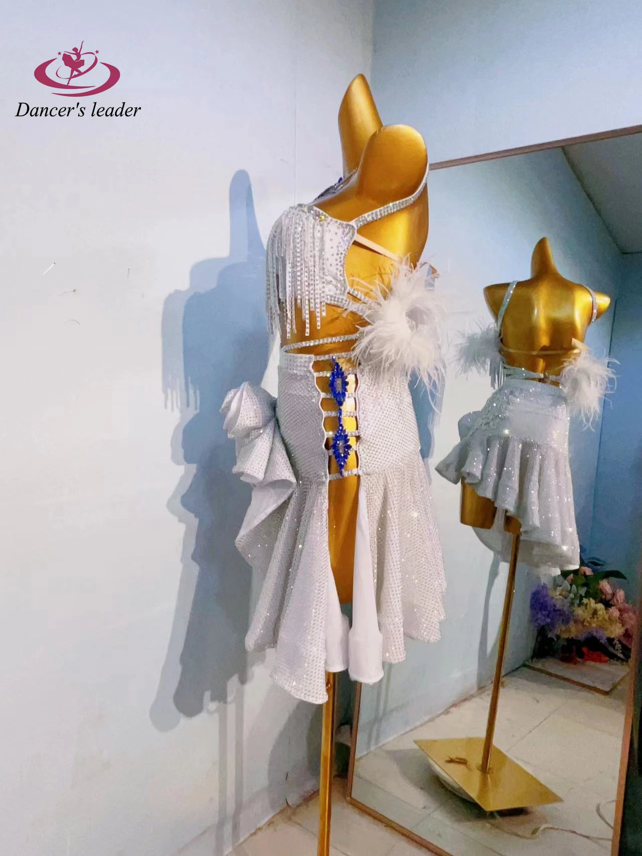 Danse latine scène internationale femmes haut de gamme personnalisé cuit à la vapeur Rlls diamant jupe Samba strass robe