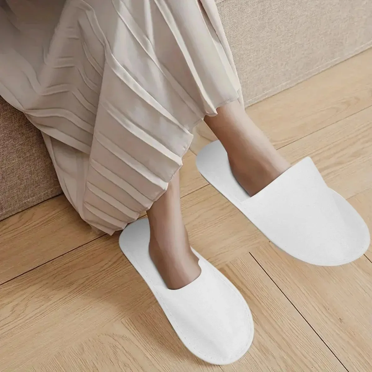 Spa Slippers 10 Pairs of Brushed Plush Closed-toe Disposable Slippers for Men and Women Suitable for Families Guest Hotel Tra