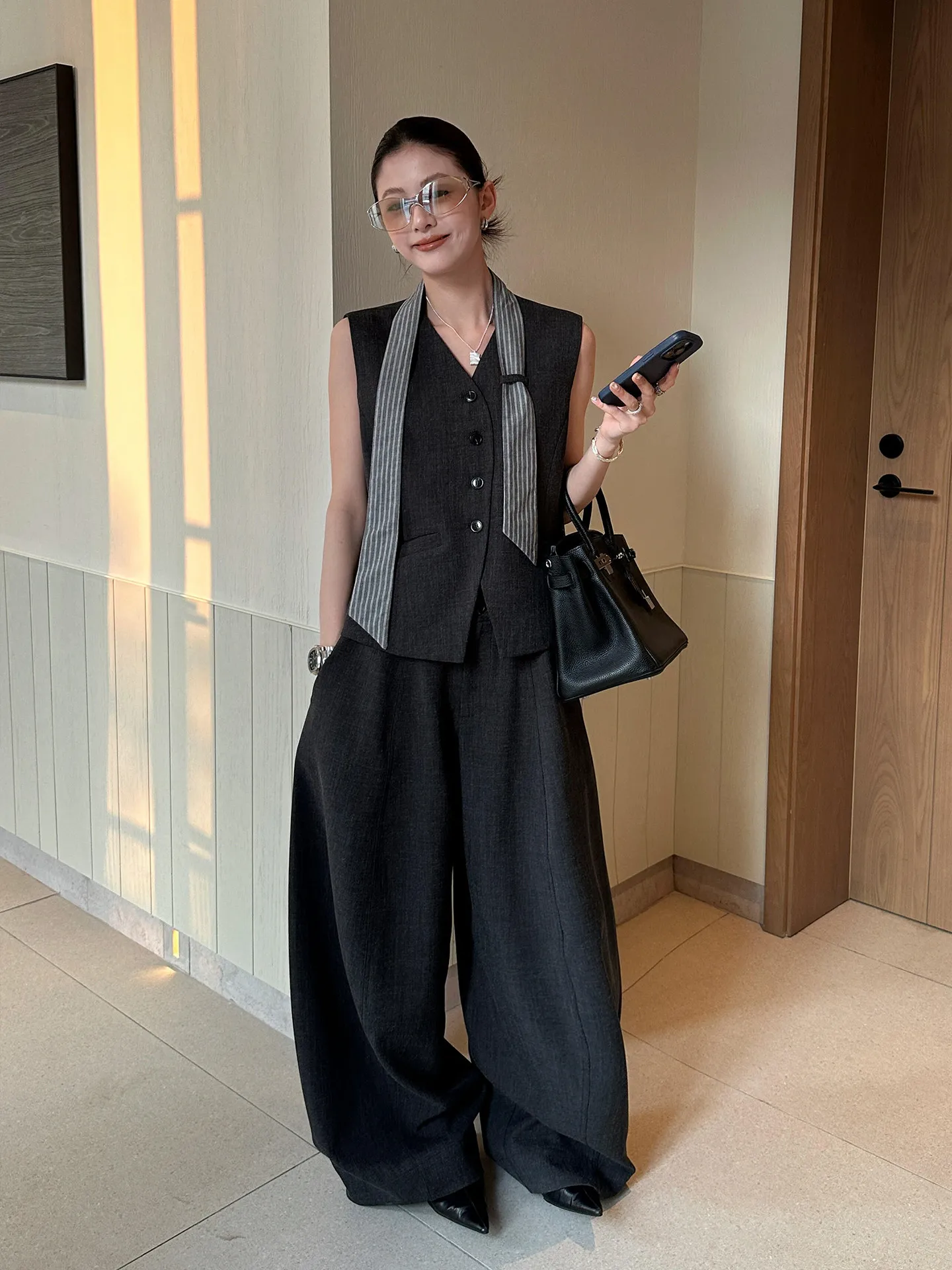  Summer Women's Suit Vest Set High Waist Pants Two-Piece Casual Style Striped Pattern V-Neck Button-Up Lightweight