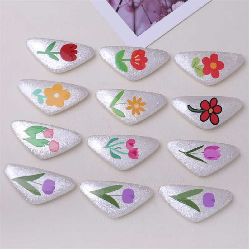 2025 Newest 100pcs/lot color flowers pattern print geometry triangle shape ABS resin straight hole beads diy jewelry accessory