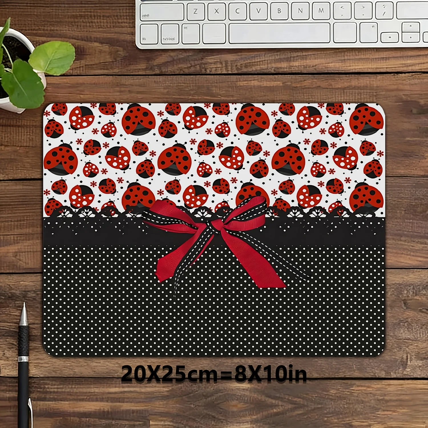 

Black Polka Dot Ladybug Design small mouse pad desk pad rubber anti-slip edge locking laptop office mat pc accessories gaming ma