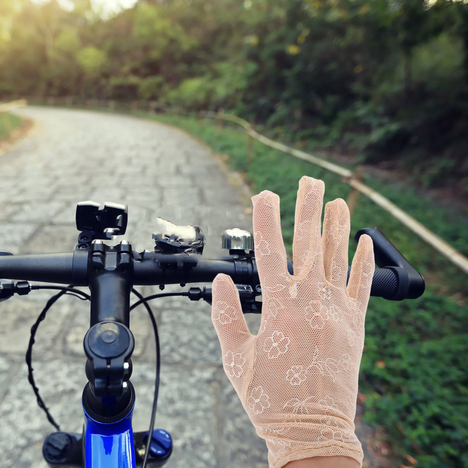 

1 Pair Short Tulle Mesh Gloves For Women Breathable Lace Summer Wedding Bridal Tea Party Costume Dress Driving Lightweight