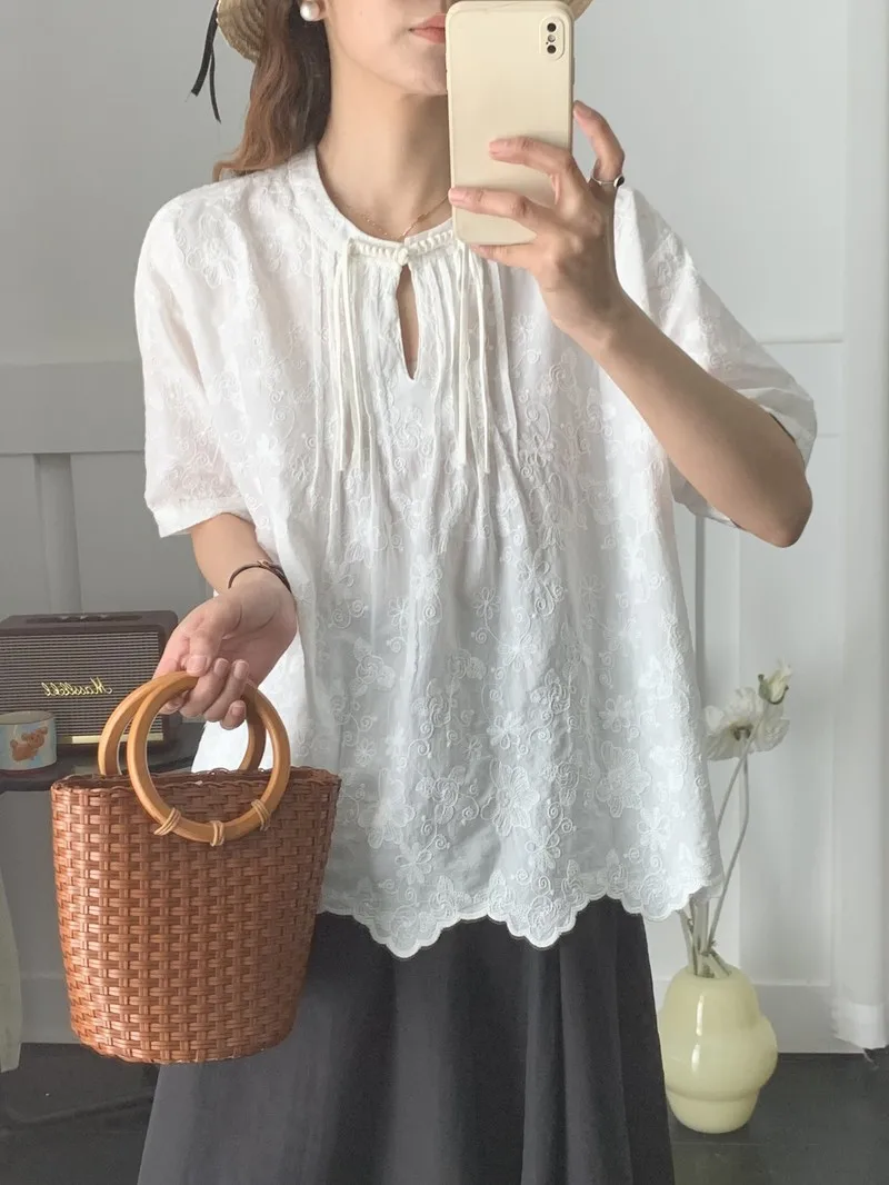 

100% Cotton Solid Shirt Women Autumn Lace Embroider Tops Girl Short Sleeve Designer Buttons Boho Blouse Beach Tops
