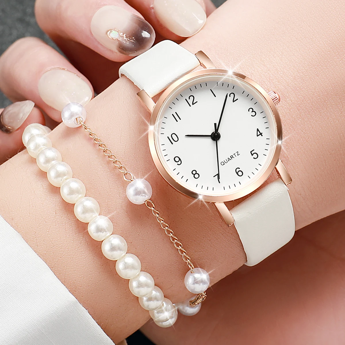 3pcs/set Fashion Women Leather Strap Quartz Watch and Pearl Bracelet Set