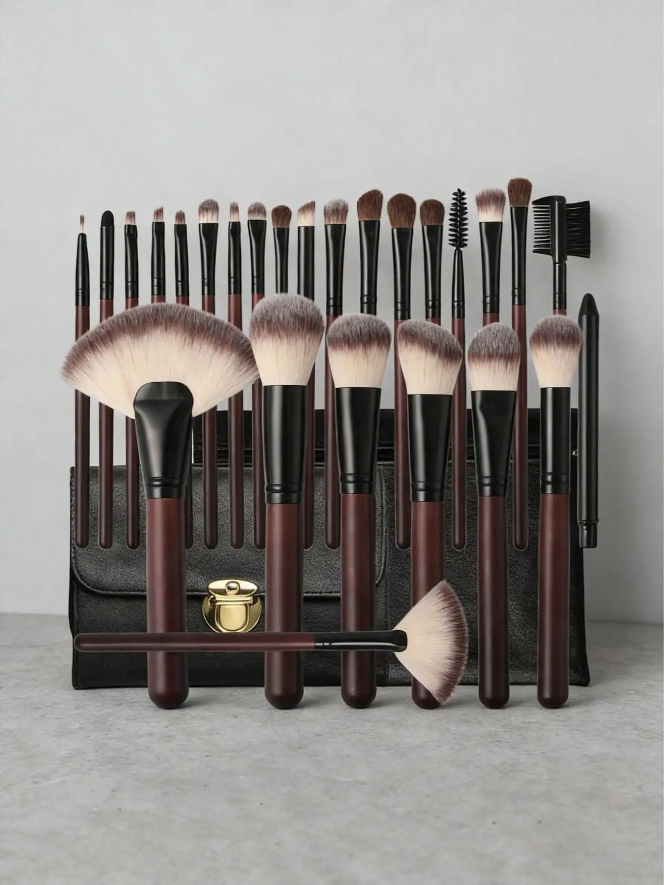 26-Piece Makeup Brush Set, Travel Makeup Brushes, Comes with Two Pouches, Suitable for Beginners and Professional Makeup Artists