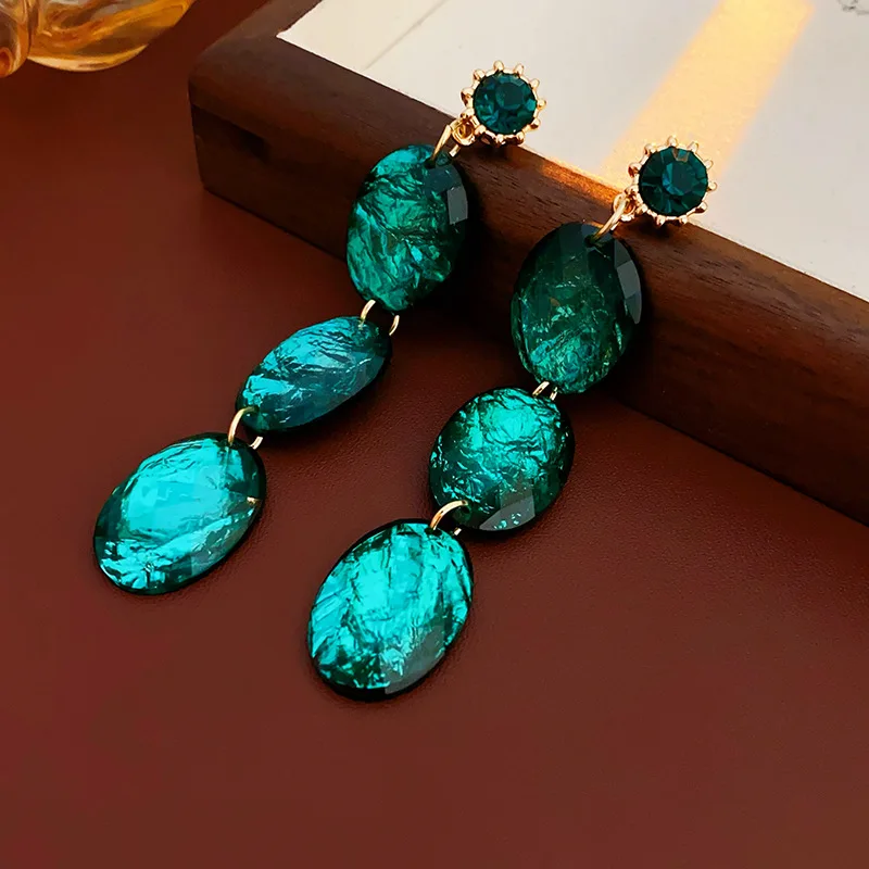 Emerald Oval Rhinestone Dangle Earrings for Women French Vintage Retro New in Earring 2024 Trend Charms Luxury Advanced Jewelry
