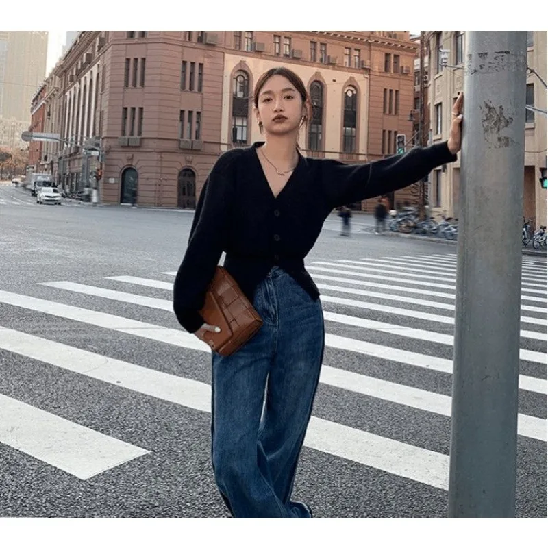 Long Sleeved Knitted Cardigan Shirt, Women's Sweater Jacket, Autumn and Winter Fashion, Casual, Elastic Knit, Soft and Refined