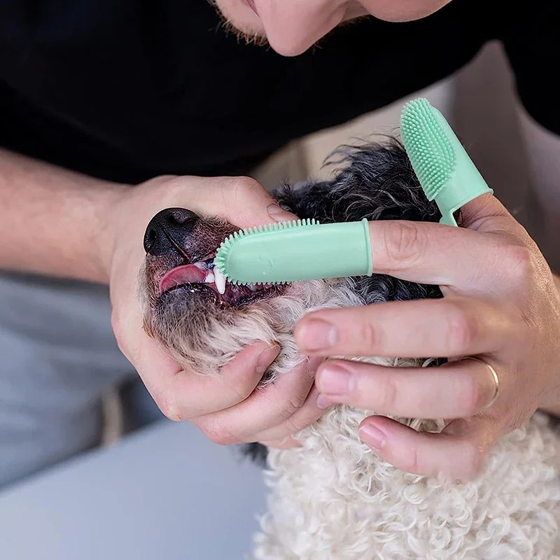 Pet Silicone Teeth Cleaning Fingertips for Cats and Dogs Cleaning and Removing Tartar and Stones Pet Toothbrushes