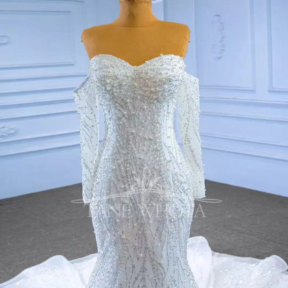 Sweetheart Long Sleeve Lace-Up Back Sheath Wedding Dress With Luxo Beading Sequined Design Customizable Fit Sexy 2025 Style