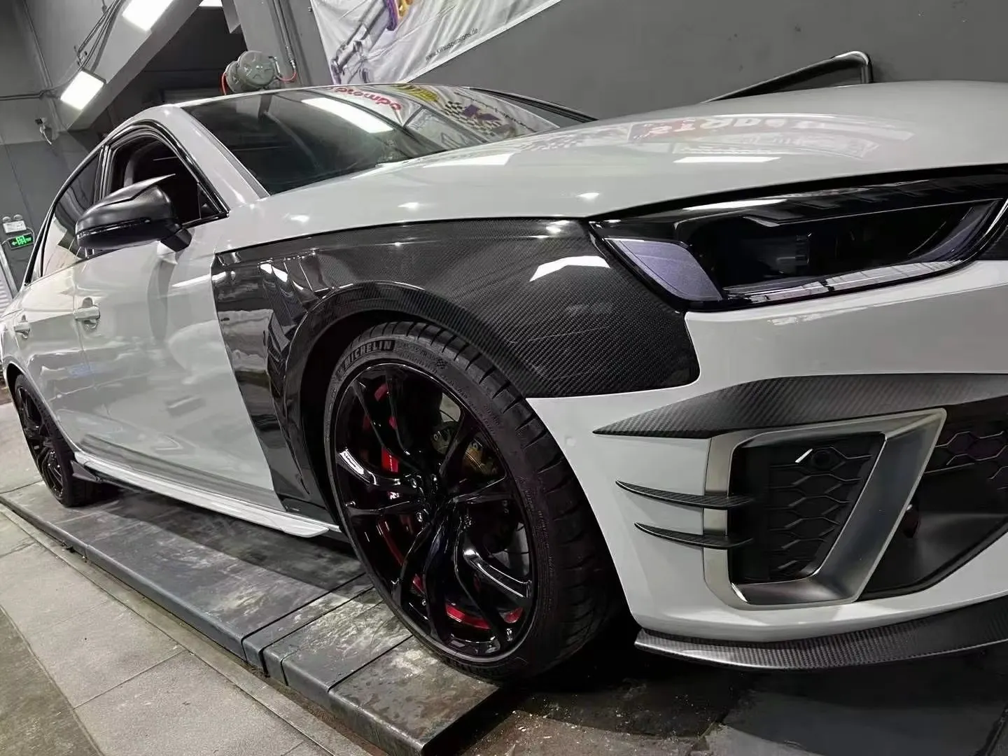 TAKD 3K Twill Carbon Weave Universal Rear Spoilers Dry Carbon Fiber Material Wheel Fenders for A4 S4 PA B9.5 B9.5 5