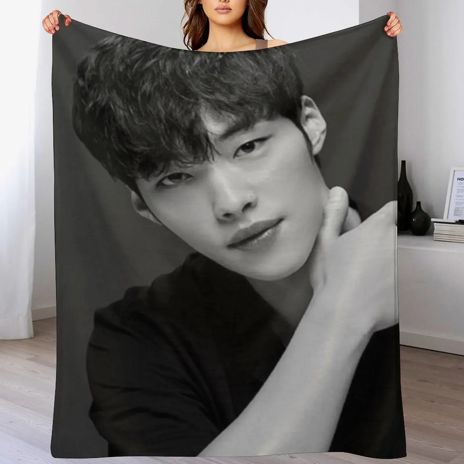 

woo do hwan The king: Eternal monarch Throw Blanket Quilt for babies Summer Thermals For Travel Blankets