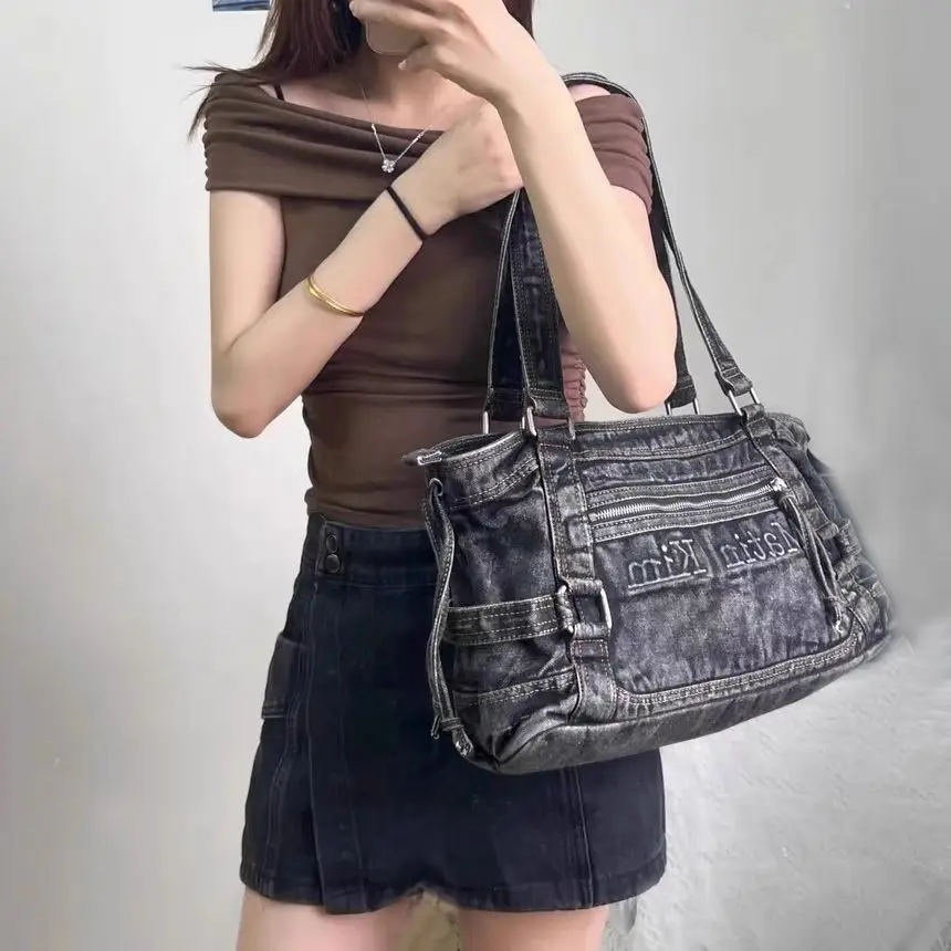 

JIAERDI корейская ретро сумка-тоут с буквенным принтом женская джинсовая сумка на плечо большой вместимости популярная сумка в стиле Харадзюку с несколькими карманами 2025