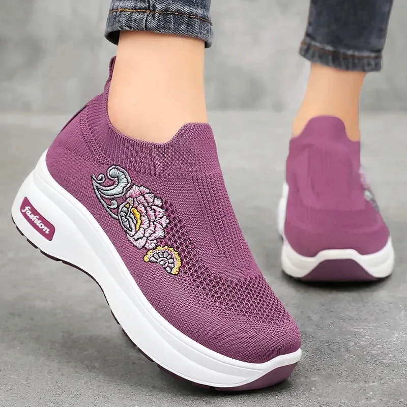 

Spring new casual shoes embroidered peony women's height increasing shoes breathable socks women's shoes platform boots