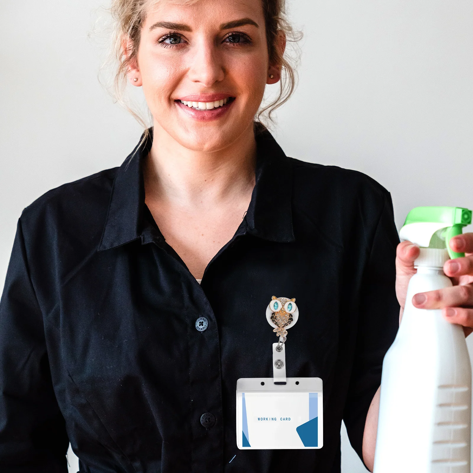 Metalowy klips na identyfikator z diamentem, wysuwany uchwyt na identyfikator, obrotowy identyfikator dla pielęgniarki, na karty, klucze, prezent, akcesorium do pracy.