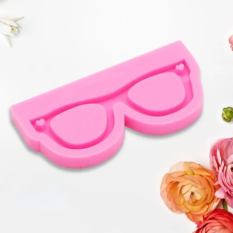 Glossy Mirror Glasses Keychain Earrings Decoration Resin Casting Mold Handicrafts Jewelry Necklace Keychain Casting Mold