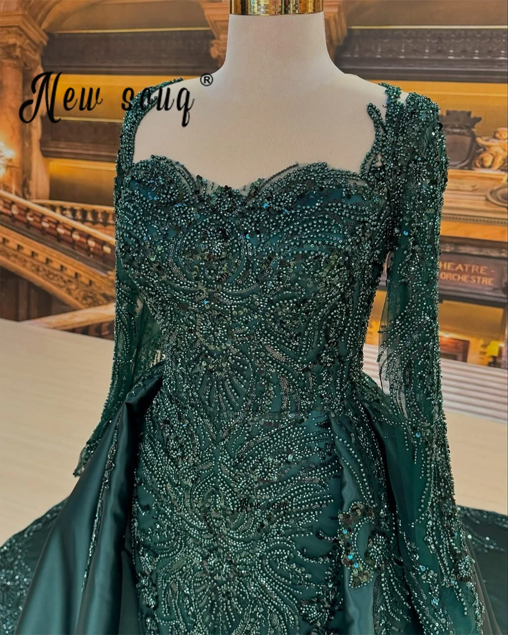 Dunkelgrünes formelles Abendkleid aus dem Nahen Osten mit Satin-Überrock, Hochzeits-Partykleider, Suknie Wieczorowe Na Wesel, individuell gestaltet