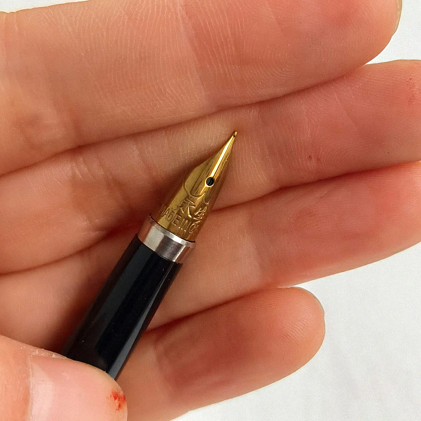 Rare 1990s Stock YongSheng 322 Fountain Pens Writing Office Collection Stationery Clearance For Sale. NIB F view 4