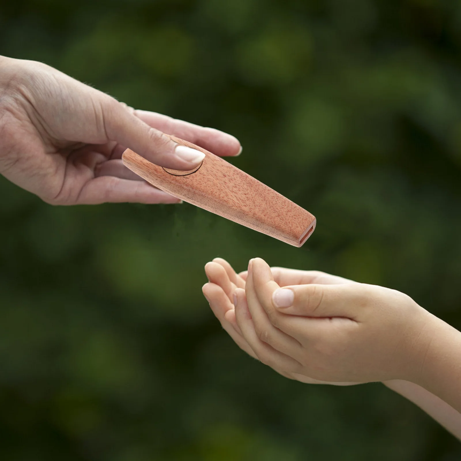 

Wooden Kazoo Portable Safe Material Perfect for Children Education Guitar Ukulele Partner Orff Instrument Wooden Kazoo