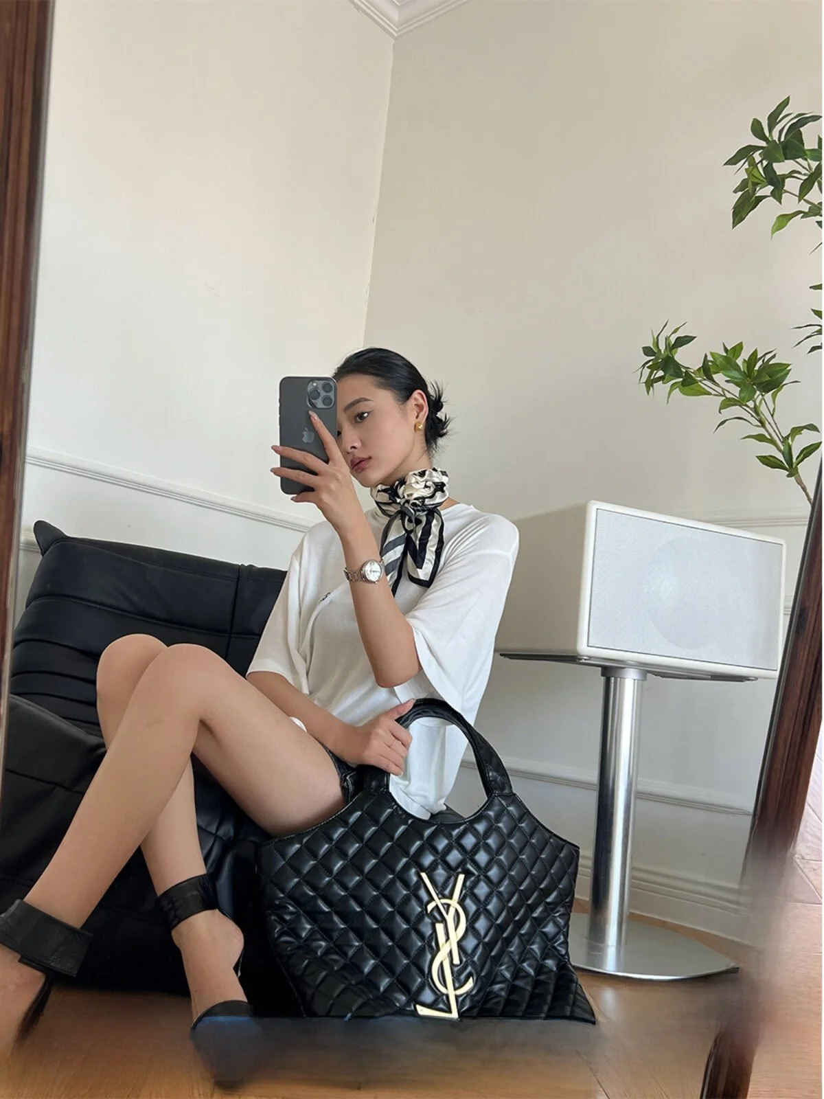 

DearSocute Brand Small Logo ort Sve Women's T-irt Casual Sle Faionable Casual Wear for Ladies