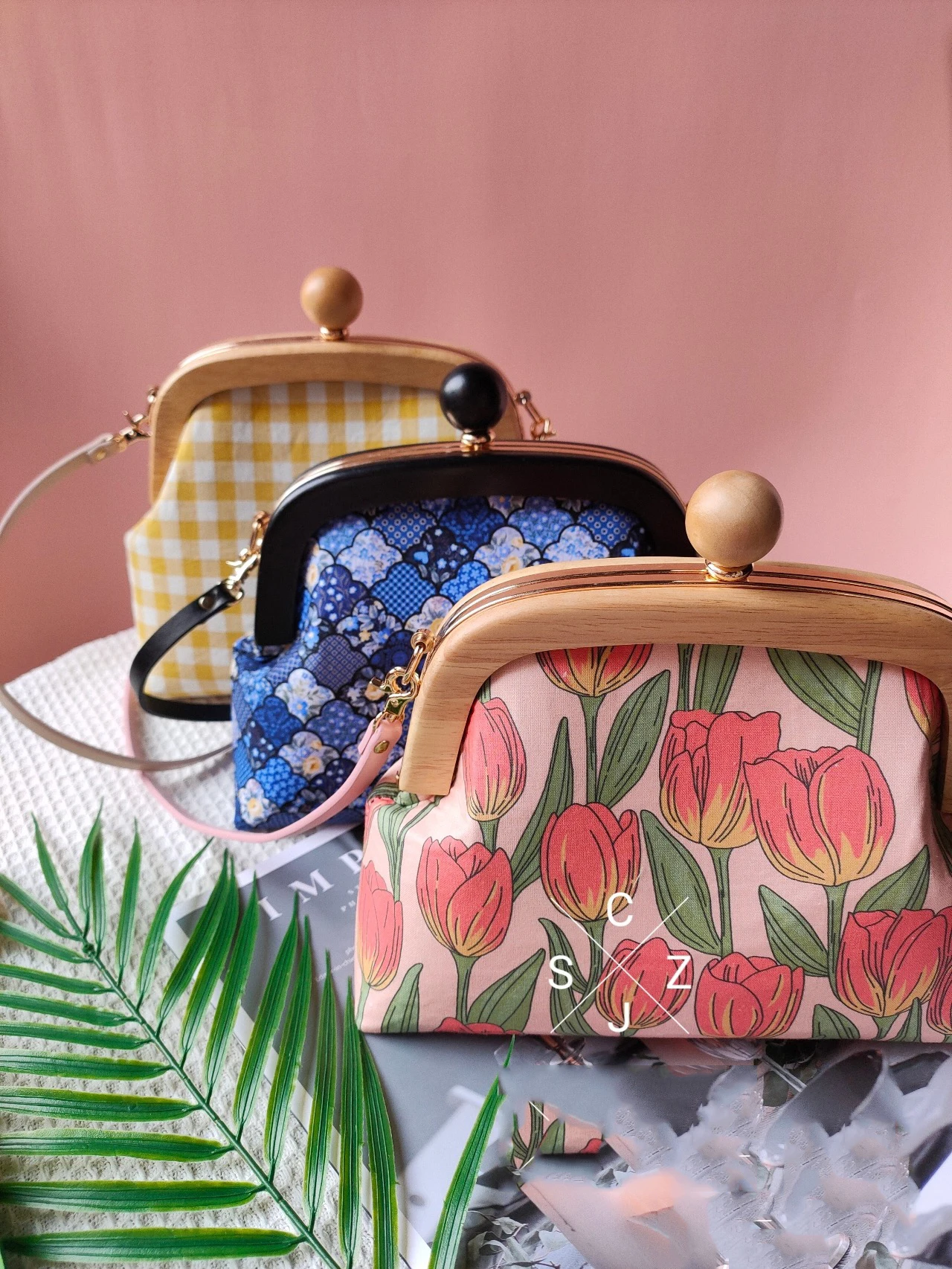 Lost in Vintage French Tulip borsa a tre strati con telaio in legno frizione Spring Fields Vibe borsa da sposa borsa a tracolla