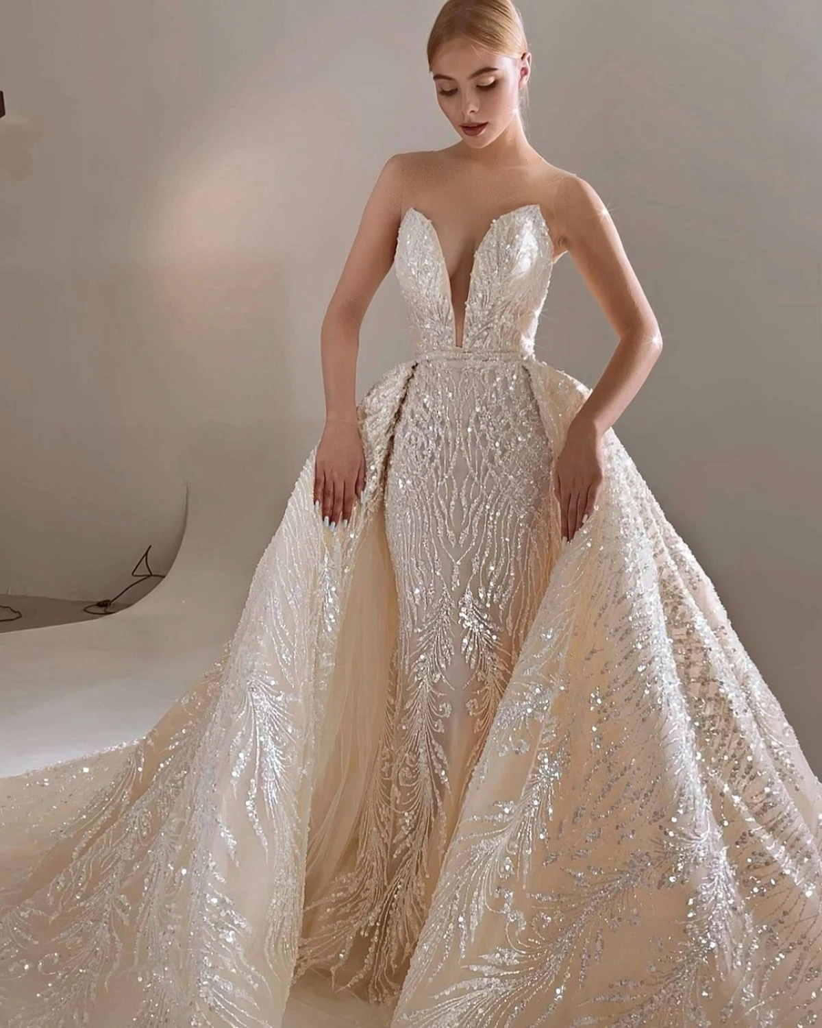 Graceful Mermaid Wedding Dresses Sequins Strapless Mermaid Detachable Train Wedding Gowns For Women Vestido Brides Dress