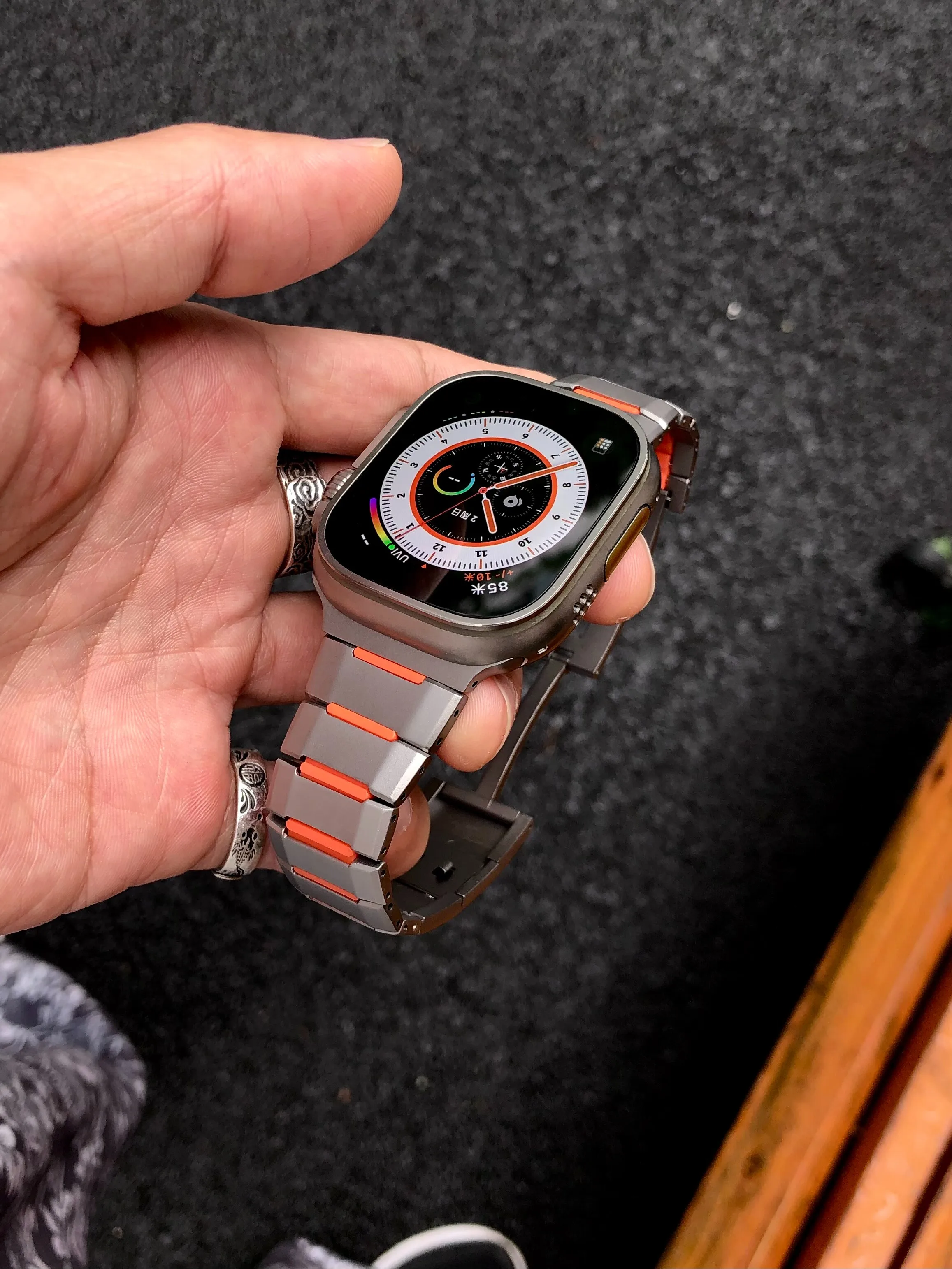 Kakeband Two-Tone Sports Band Steel Outer Silicone Inner Luxury Strap for Apple Watch S11 S10 Ultra 3