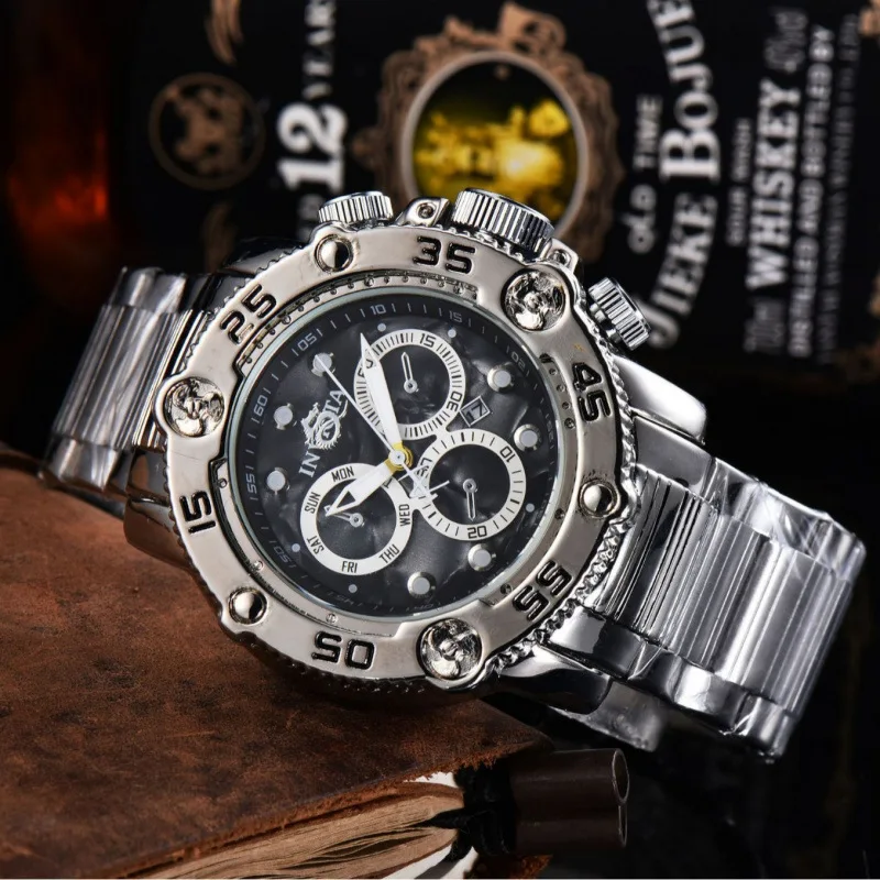 ساعة جوكر لوني للرجال 2025 من الفولاذ المقاوم للصدأ بحركة كوارتز بمينا قزحي الألوان مقاومة للماء 100 متر تصميم فريد مضيء