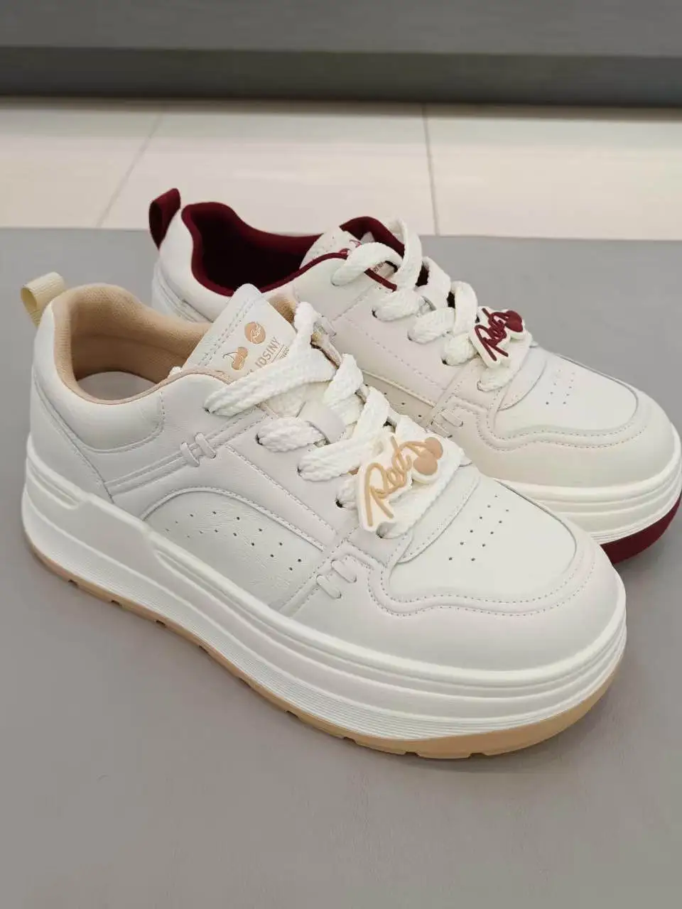 scarpe-casual-sportive-josiny-con-stampa-ciliegie-e-suola-spessa-colore-rosso-nuovo-stile-primaverile-alla-moda-e-comode-per-il-tempo-libero