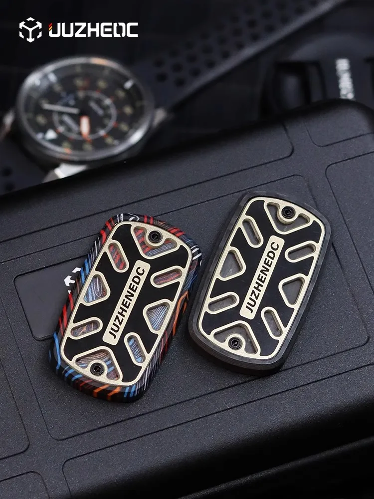 

JUZHEN Original EDC Carbon Fiber PPB Push Card Infinite Bit Snap Coin Decompression Toys Fingertip Gyro Black Technology