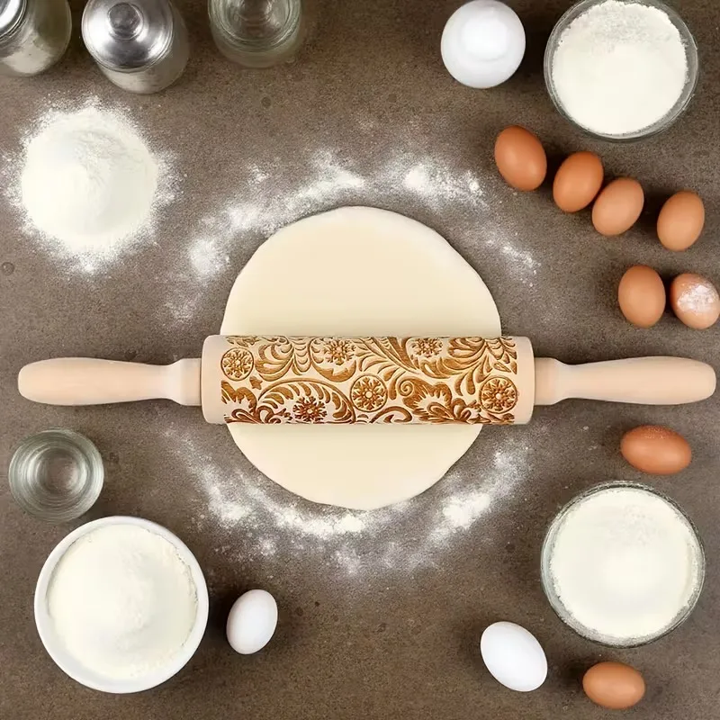 Christmas Snowflake Viner Engraved Wooden Rolling Pin Natural Holiday Baking Tool for Thanksgiving Cookies Kitchen Decor Gift